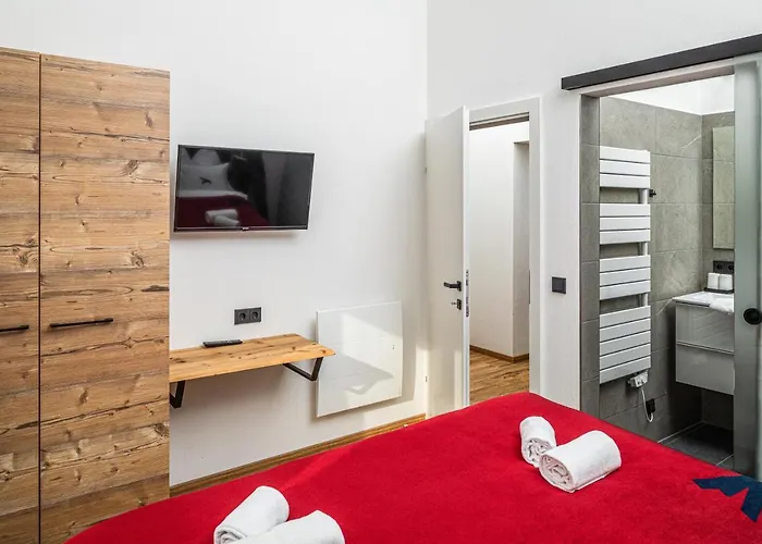 شقة Falcon كابرون